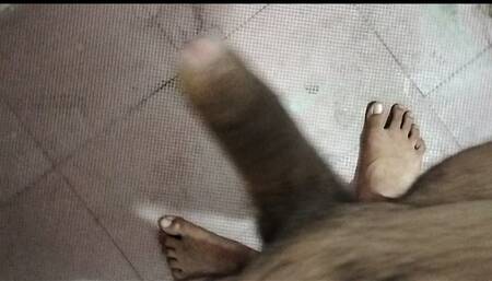 Bhabhi ko chodte huve pakada in bathroom