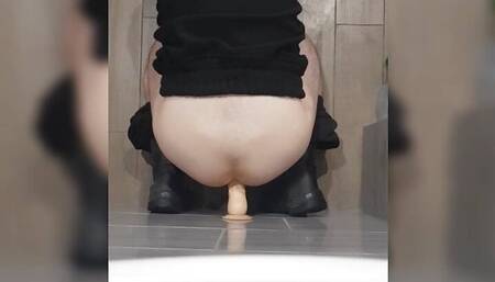 Security Guard dildo ass play