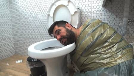 TOILET DOMINATION WITH STINKY FARTS BY BABI VENTURA AND DANIEL SANTIAGO CAM BY RENATO FULL HD