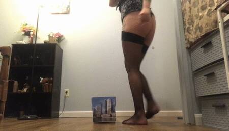 Giantess butt crush city