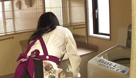 1 h horny Slut with Dildos and Boners