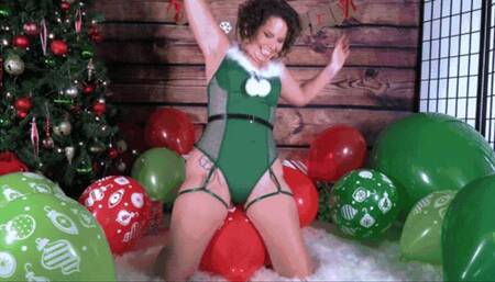 Bailey Paige: Christmas Balloon Pop - MP4 hd