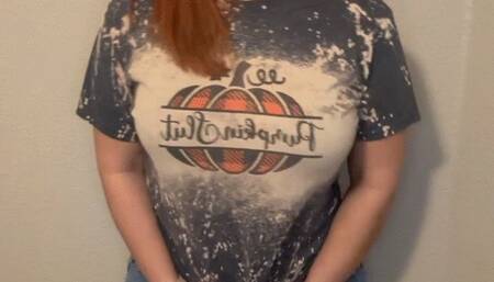 Farts in jeans and leggings