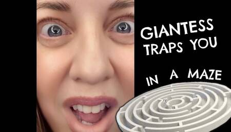 Giantess Traps You In A Maze 2