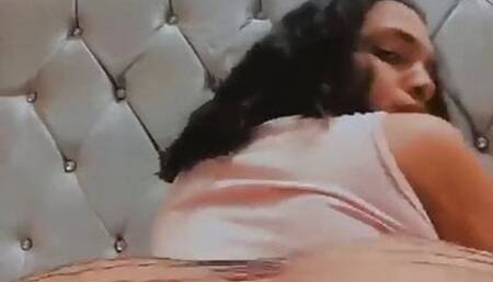 Out of control Dominican masturbates and breaks her lycra