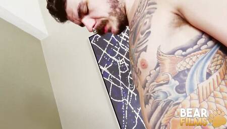 BEARFILMS Hairy Luke Harding And Mickey Carpathio Bareback