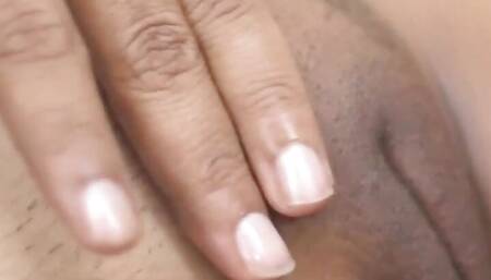 Desi Big Boob Girl Showing her Pussy Sinhala new