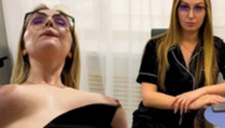 MILF stepmom caught her stepson masturbating and 3 days later fucked him