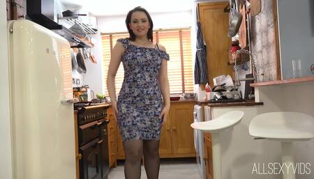 Alicia, So Good At Striptease