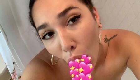 SHOWER BLOWJOB