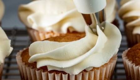 Cum Chaturbate with Basic Buttercream!