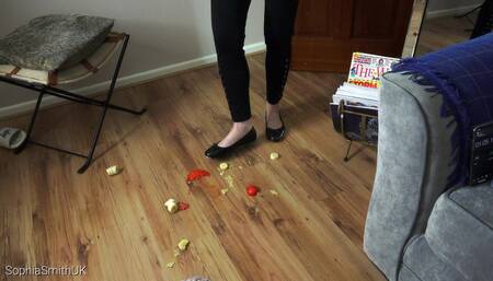 Messy Waitress Walks In Food