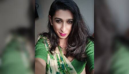 Hot Indian shemale