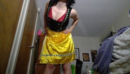 Taking off a dirndl to lace underwear