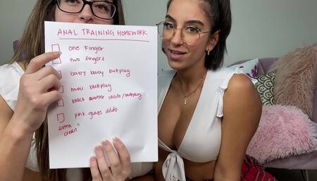 Lena the Plug stretches out my tight asshole!