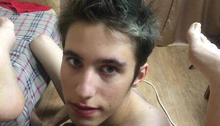 18 year old cute boy licks ass and cums