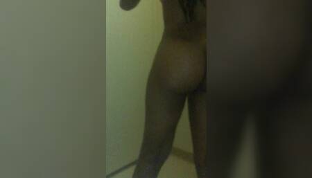 Twerking Naked Dripping Wet