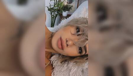 Agata Ruiz blowing 2 big rubber cocks