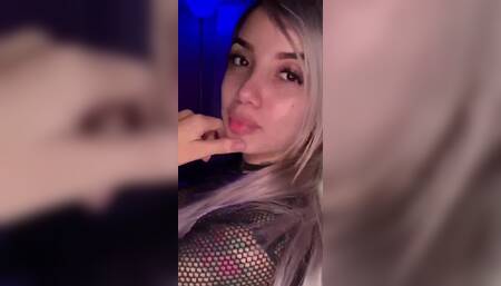 Agata Ruiz rubbing her boobs so sexy