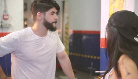 Watch this porn movie with the bad mechanics of canela skin and katrina Moreno.????????????????????????????????