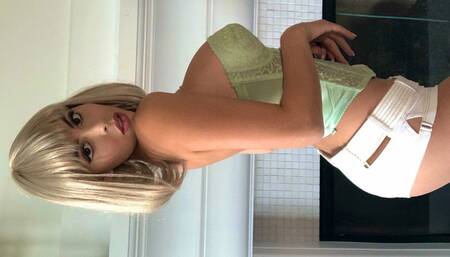 I want you on both my holes! Fuck me and fill me with your warm cum!