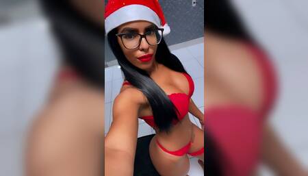 Playing a sexual game with two delicious shemales.