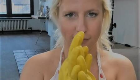 Handjob With Rubber Gloves - Handjob mit Gummihandschuhen