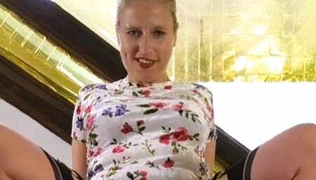 Big Black Dildo in Pussy and Ass - Schwarzer Riesendildo in Muschi und Arsch