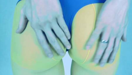 My yellow pantyhose