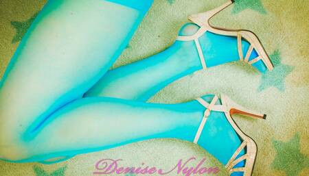 My blue pantyhose