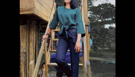 As a Step Sister, I was Told to Masturbate by my Stepbrother