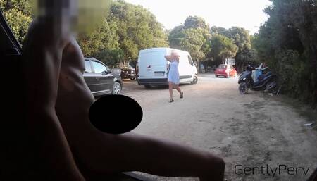 Cumshot for a beautiful lady that pass close to me