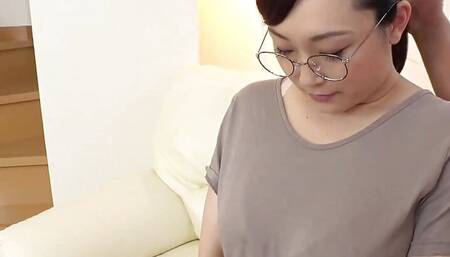 Married Woman with Big Tits and Glasses Comes to Porn Interview - Part.1