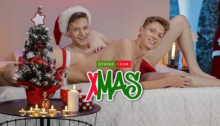 FULL SCENE STAXUS : XMAS With Ray And Joel