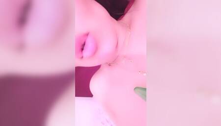 لعب بالكس وصريخ بالعربي