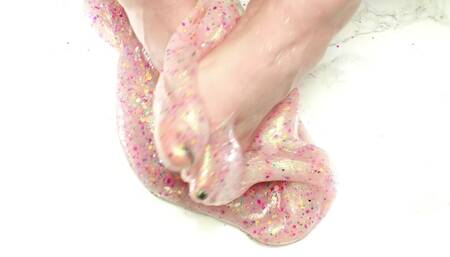 Just some foot worship asmr.????