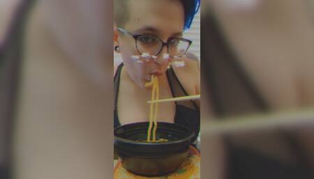 Food Eating Goddess
