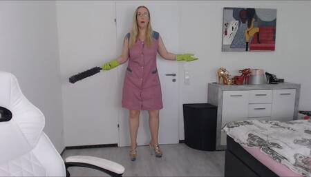 Me and Cleaning woman? Never ever! Ich und Putzfrau?? Niemals!!!