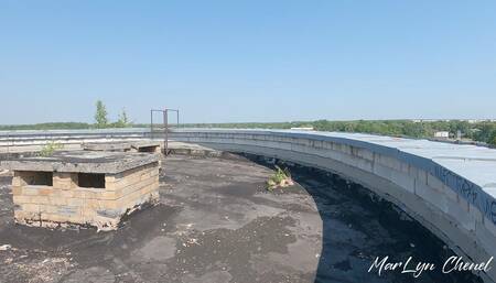 Outdoor Fuck in Abandoned Hospital Rooftop