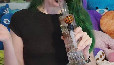 Smoke & Solo Fuck 'Sesh