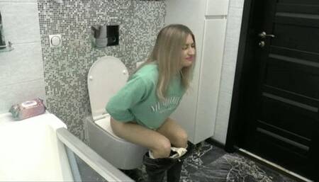 Do big things farting and moan MP4 HD 720p
