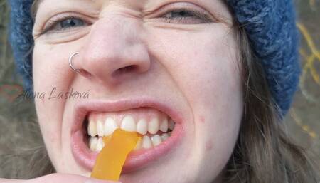 VORE - I'm slowly chewing your mangled body