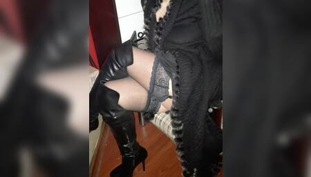 HOTWAX WITH MY SUBMISSIVE BOYFRIEND!