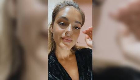 Spanish babe takes HUGE dildo???? inside her tight pussy. ????