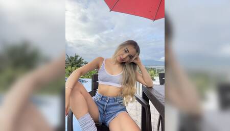 From head to toe I want to feel your touching me