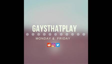 He's a good little cock sucker ;)