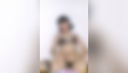 Amateur Cumshot in Lingerie