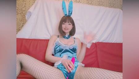 [Not on pornhub and subscribe]Dressing as a bunny girl, female orgasm.