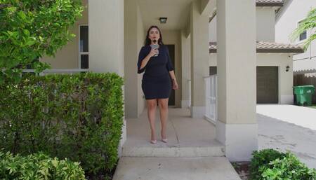 Sexy Realtor