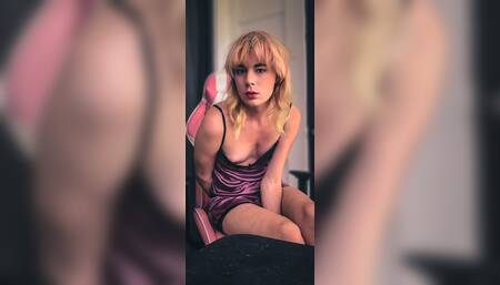 Tranny Twink fucks himself and has massive shaking orgasm